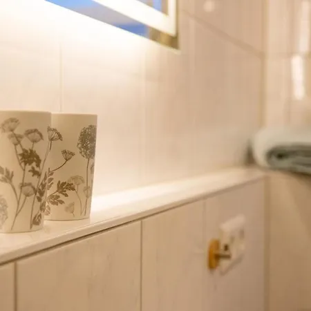 Pinot In Seenaehe Friedrichshafen