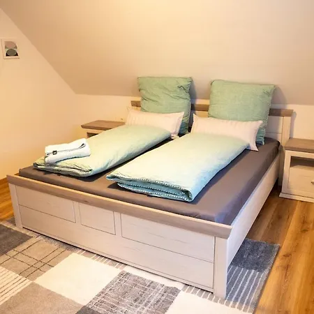 Pinot In Seenaehe Apartman Friedrichshafen